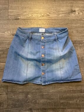 CELEBRITY PINK MINI SKIRT